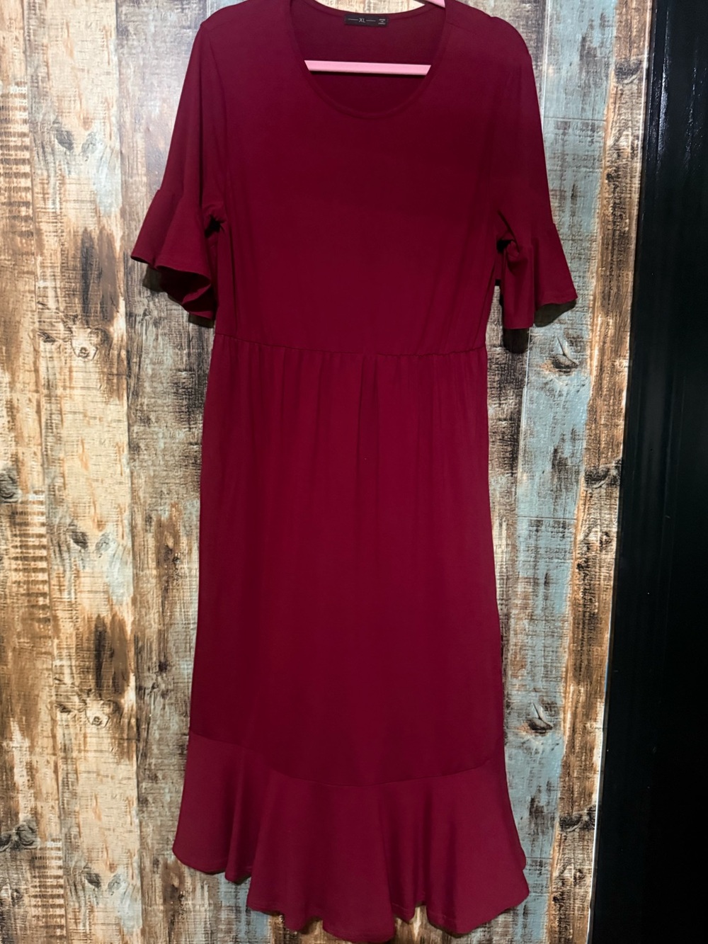Source Unknown Burgundy Ruffle-Hem Midi Dress